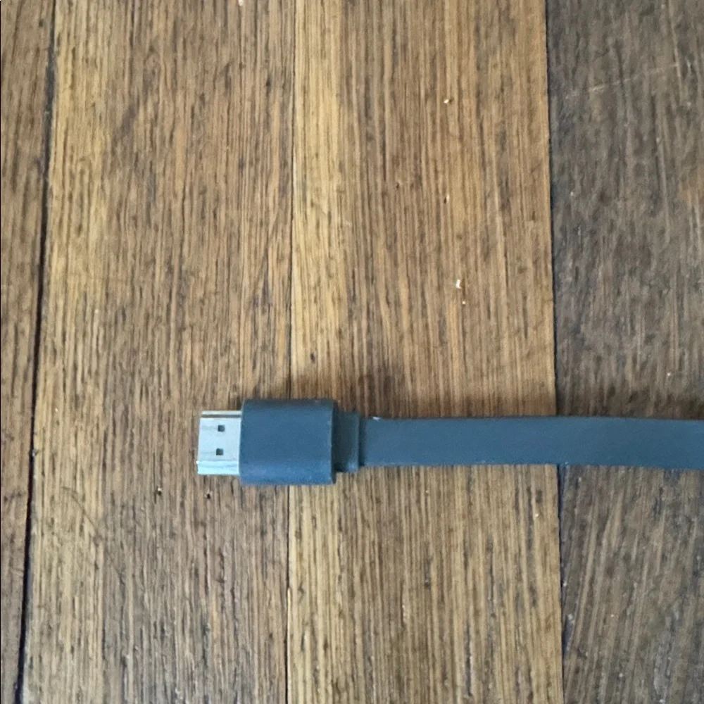 📺 Google Chromecast streaming media device.